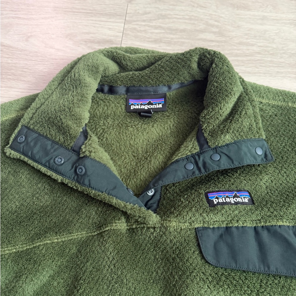 Patagonia Olive Fleece Jacket - Picture 2 of 5